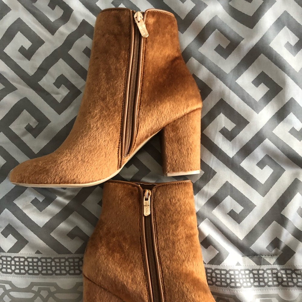 New Boots sz 10